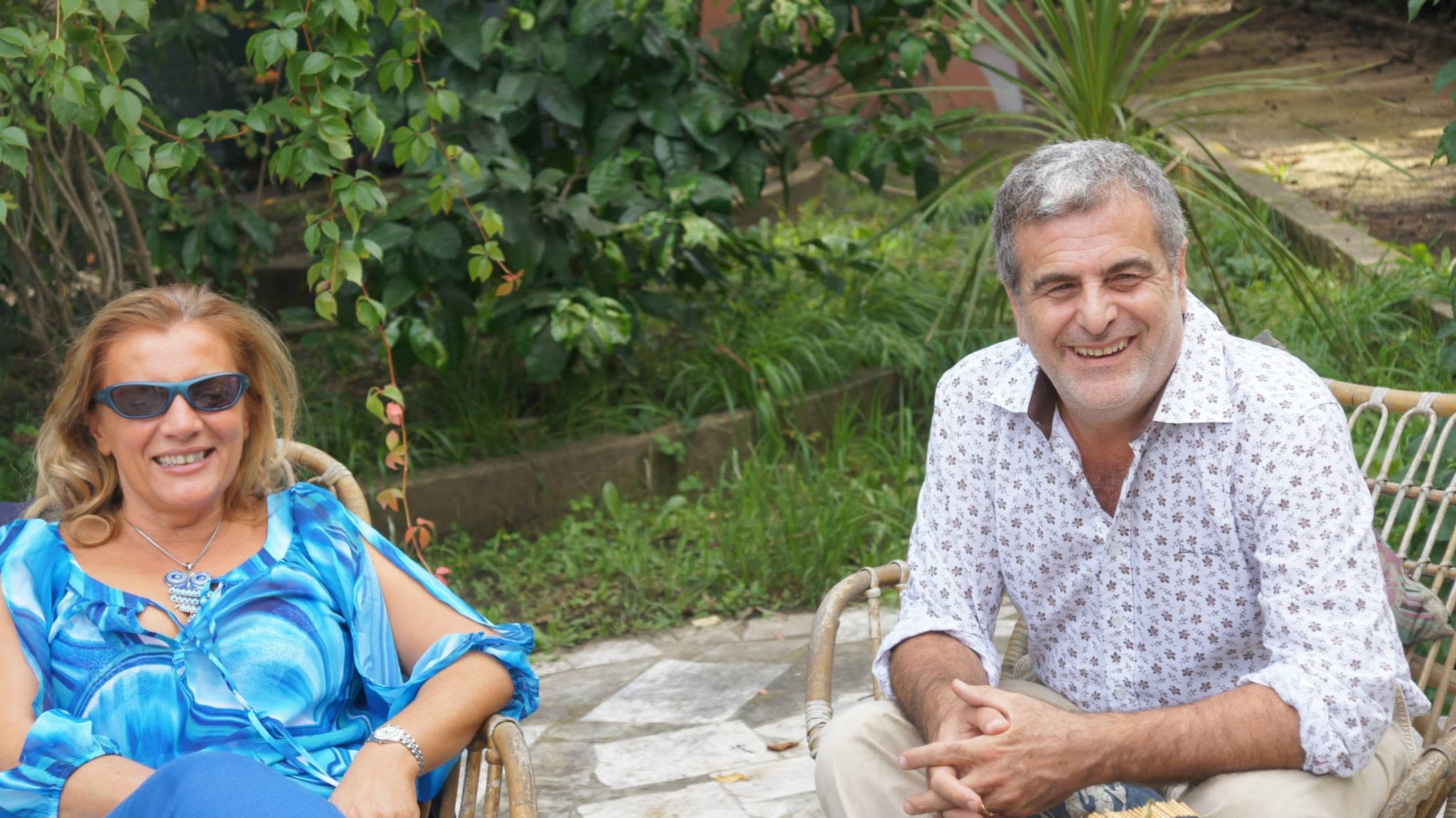 Fulvio e Paola in giardino